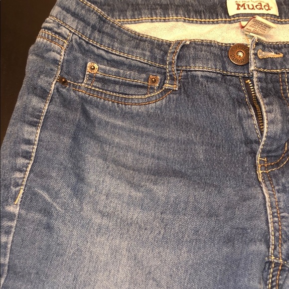 Jeans - Picture 2 of 3